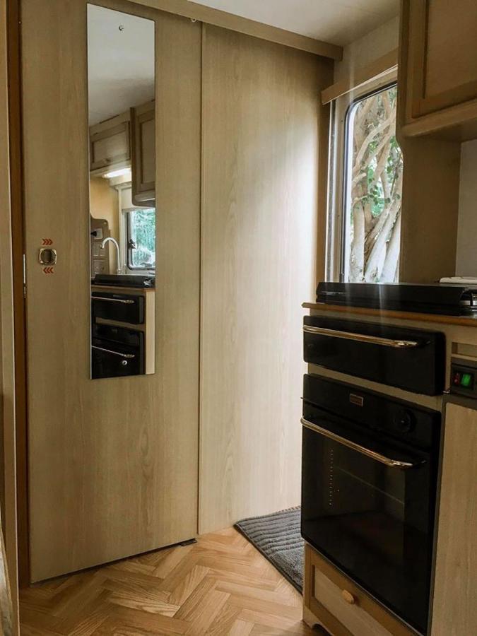 Nice Nite Campervans Phra Nakhon Si Ayutthaya Exterior photo