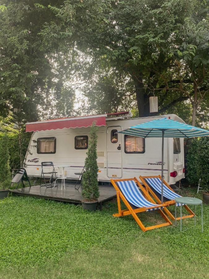 Nice Nite Campervans Phra Nakhon Si Ayutthaya Exterior photo