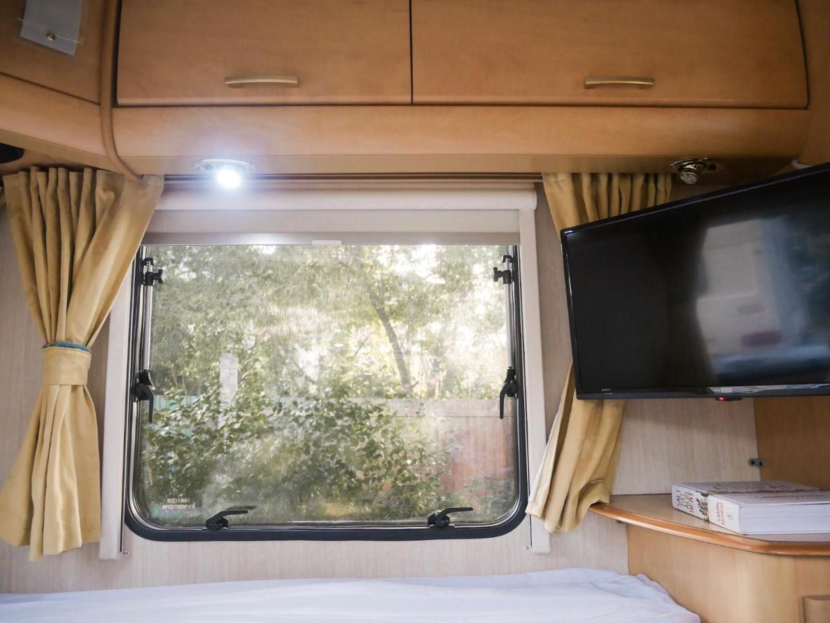 Nice Nite Campervans Phra Nakhon Si Ayutthaya Exterior photo